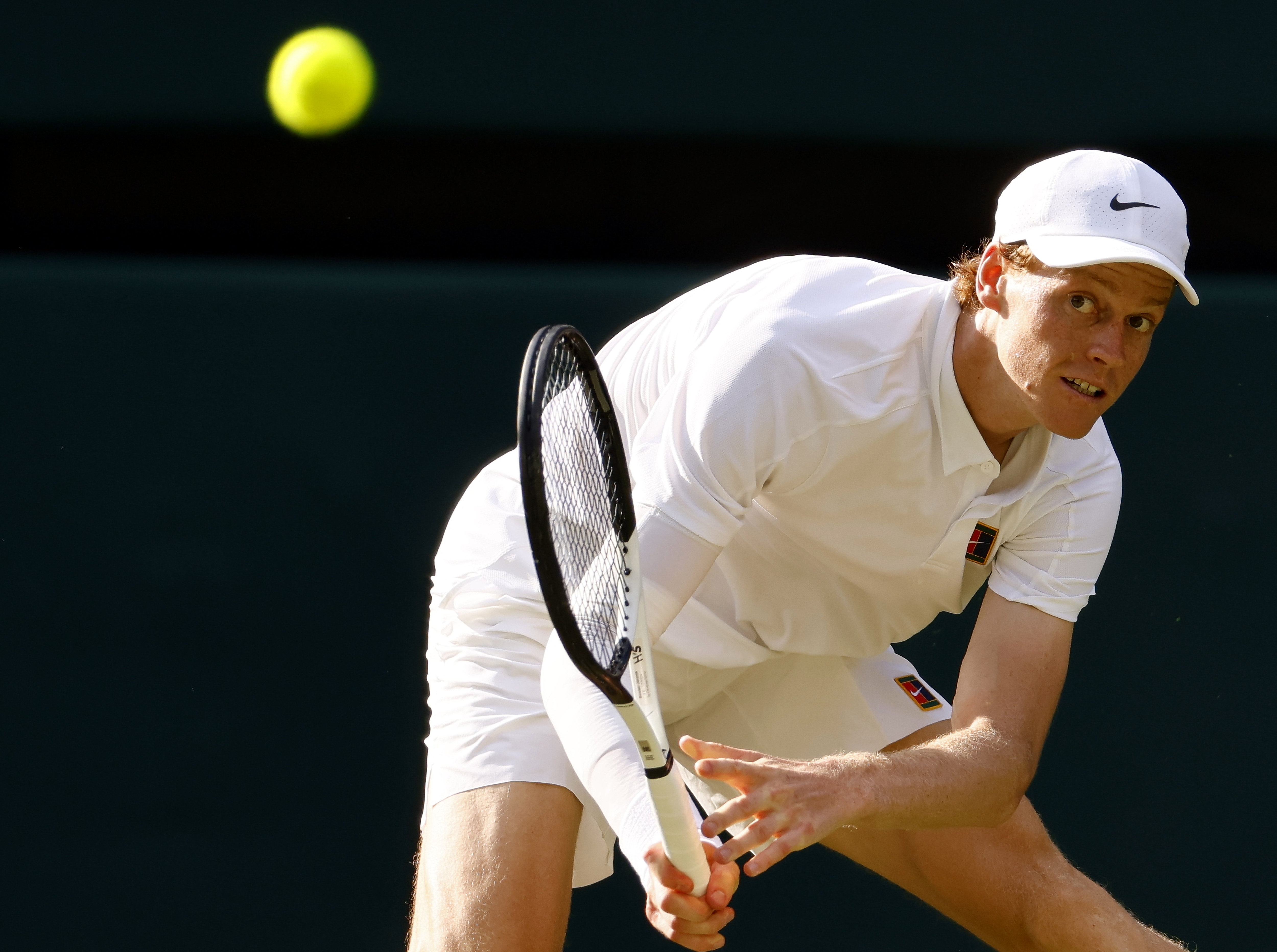 爱游戏娱乐-ATP总决赛逆转温网，辛纳高光表现