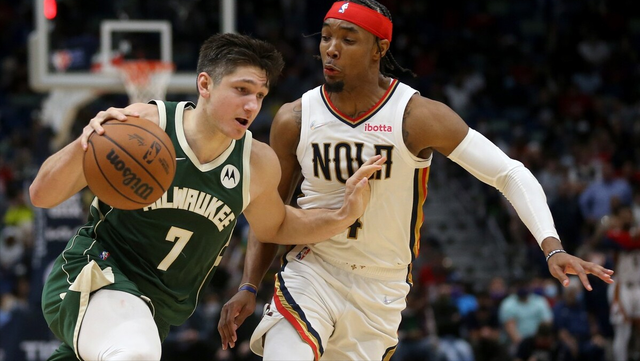 爱游戏tv-马刺逆转北京队,霍勒迪惊艳四座