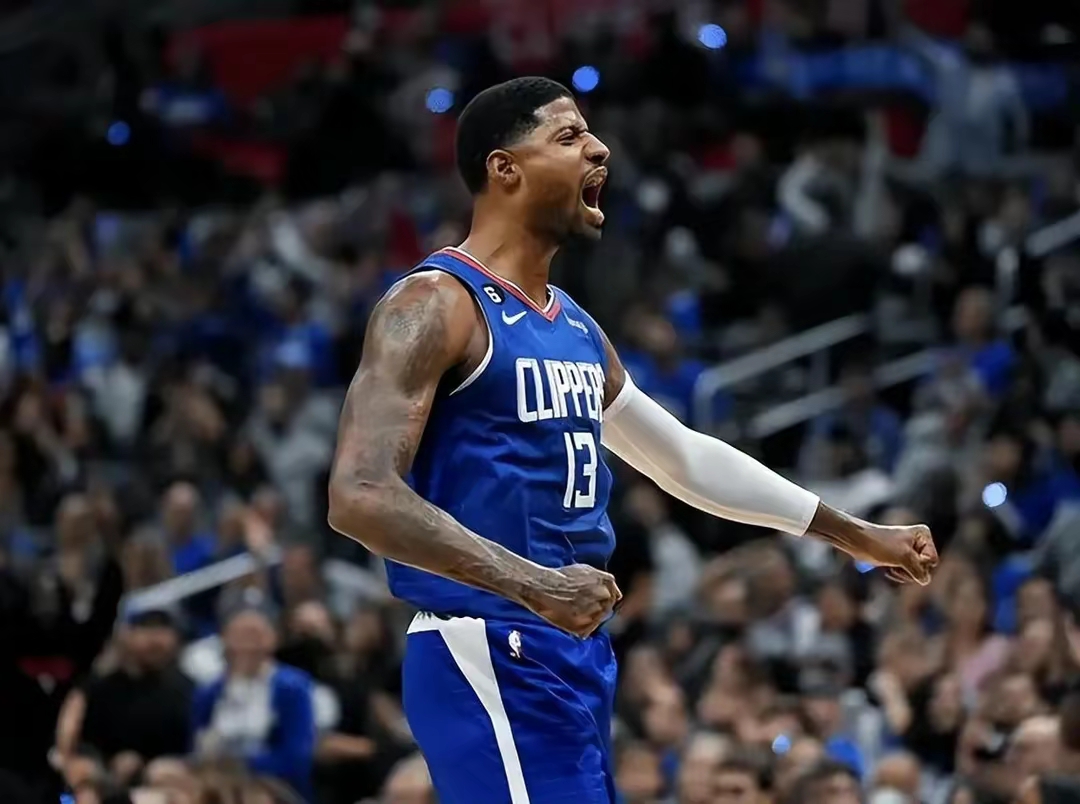 爱游戏在线-快船翻盘凯尔特人，拉文状态火热