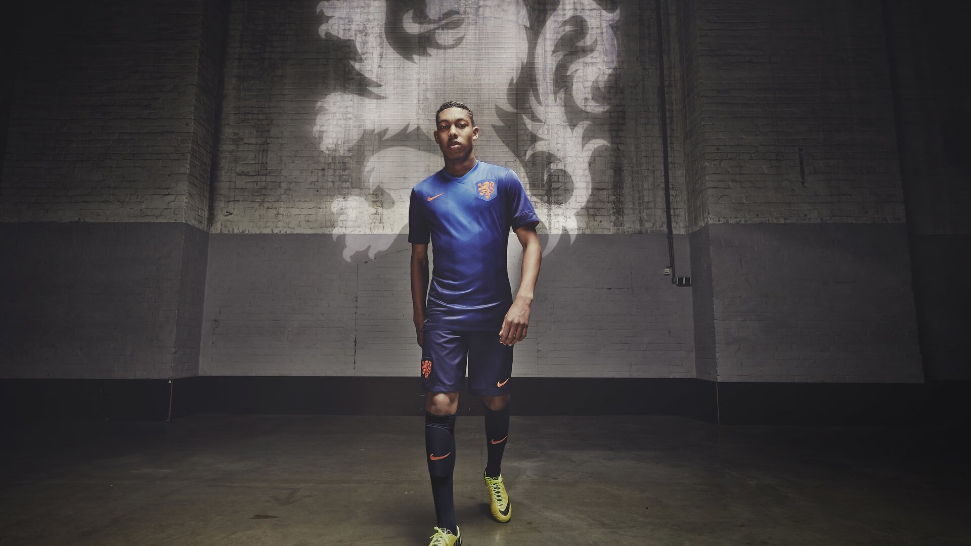 爱游戏-欧冠半决赛之夜，文班亚马关键回合不手软